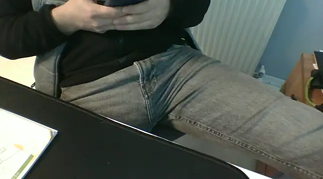 Koraymoray15 online show from 02-12-25, 02:43