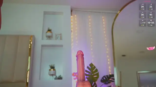 Sary hott online show from 02-15-25, 09:16