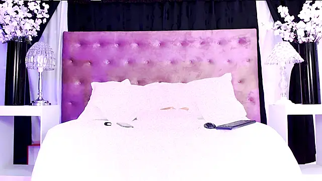 Snapshot of allison_dacota chatting on 03-21-25, 07:44 allison dacota online show from 03-21-25, 07:44