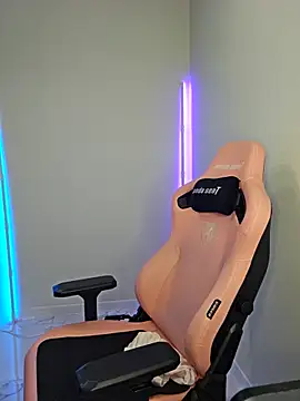 Snapshot of zarina3003 chatting on 09-19-25, 03:02 zarina3003 online show from 09-19-25, 03:02