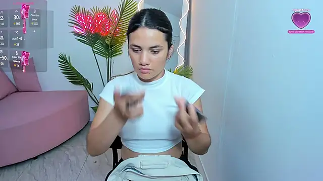 Chiara tay online show from 01-15-25, 02:27