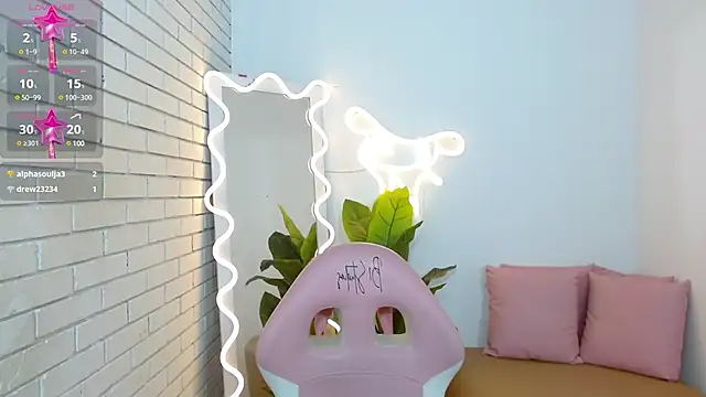 Chiara tay online show from 02-22-25, 06:06