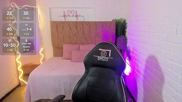 Chiara tay online show from 09-22-25, 07:05