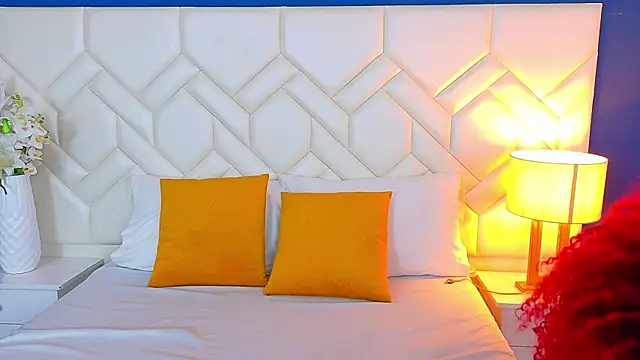 RubyRossel online show from 09-12-25, 01:11