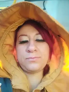 Snapshot of noa__01 chatting on 07-15-26, 12:10 noa 01 online show from 07-15-26, 12:10