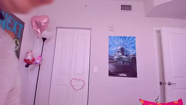 Snapshot of AngieDaniels1 chatting on 01-07-25, 03:12 AngieDaniels1 online show from 01-07-25, 03:12