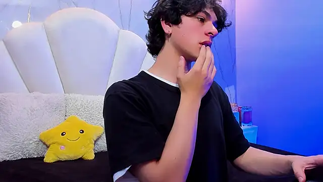 Luke Howland online show from 12-05-24, 03:26