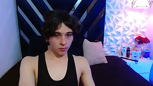 Luke Howland online show from 12-12-24, 03:32