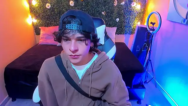 Luke Howland online show from 01-10-25, 08:15