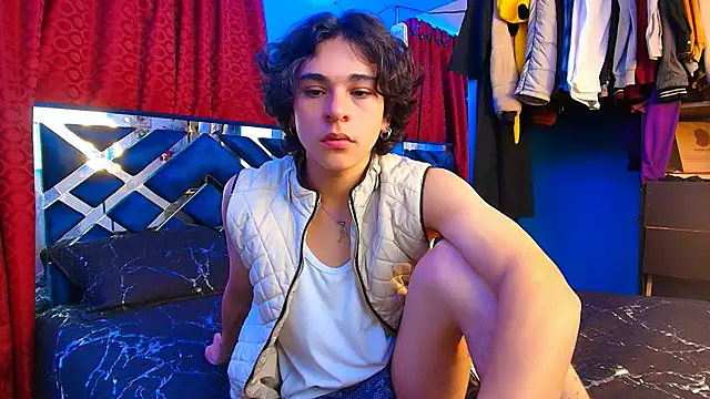 Luke Howland online show from 02-12-25, 04:12