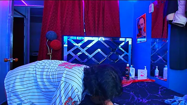 Luke Howland online show from 03-01-25, 03:32