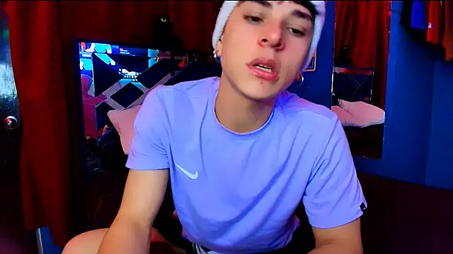 Luke Howland online show from 02-11-26, 02:16