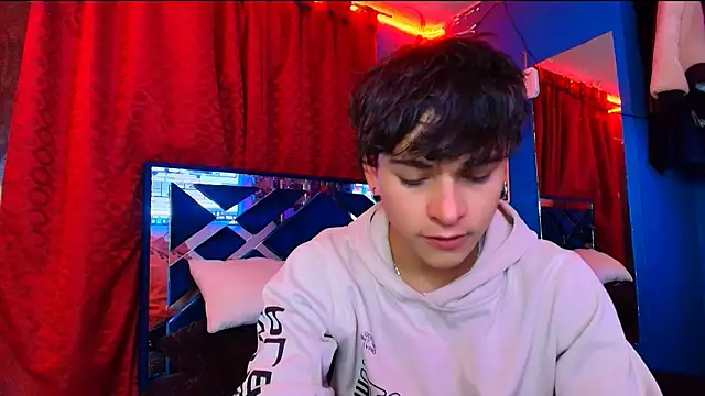 Luke Howland online show from 04-23-26, 08:44