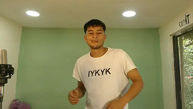 danielitopapuu online show from 12-17-25, 04:57