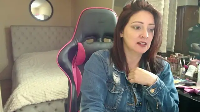 Carol Scottt online show from 02-21-26, 08:43