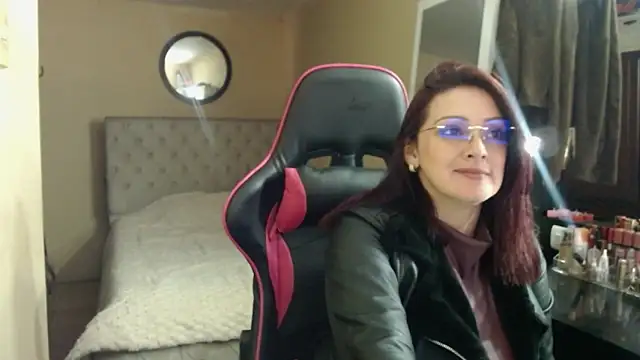 Carol Scottt online show from 04-17-26, 06:55