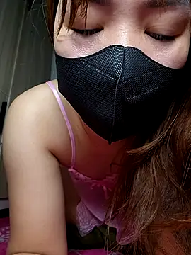 Snapshot of Lini_Ery chatting on 09-12-25, 07:03 Lini Ery online show from 09-12-25, 07:03