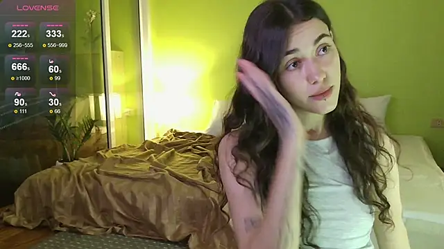 Snapshot of sadetuiningaa chatting on 02-20-26, 01:02 sadetuiningaa online show from 02-20-26, 01:02