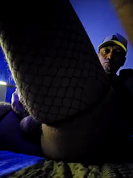 Snapshot of McdyllanXX chatting on 02-22-25, 01:11 McdyllanXX online show from 02-22-25, 01:11