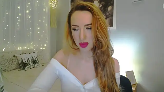 Snapshot of JulietteDiamond chatting on 12-28-24, 03:15 JulietteDiamond online show from 12-28-24, 03:15