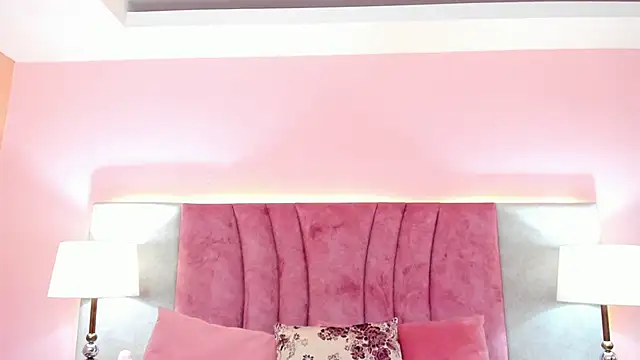 SophiaLaurens online show from 01-11-25, 09:36