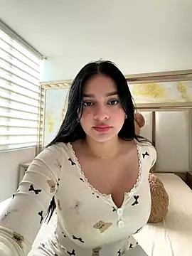 sarasoto 1 online show from 12-17-25, 07:42