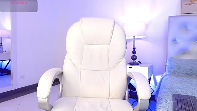 celine golden1 online show from 01-12-25, 06:17