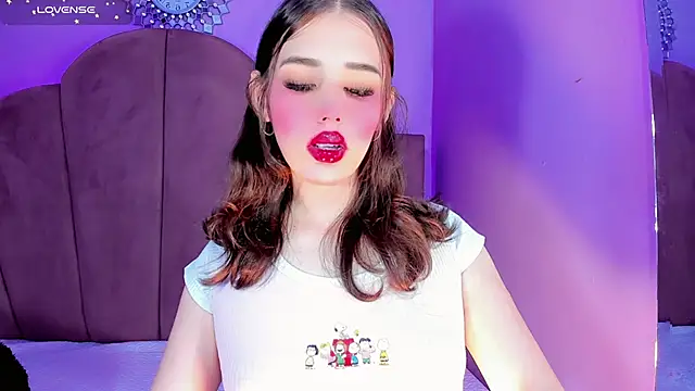 ValeriaAguilar online show from 03-09-26, 10:25