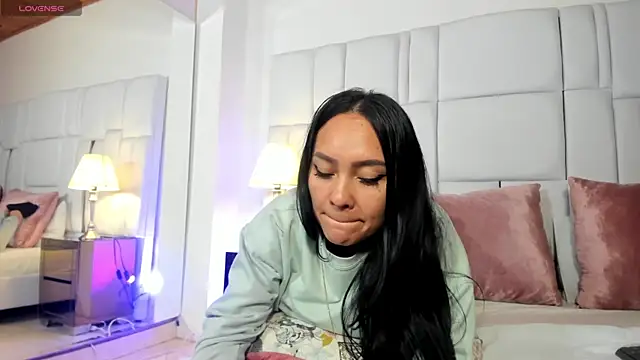 ginebra ness online show from 12-27-24, 12:56