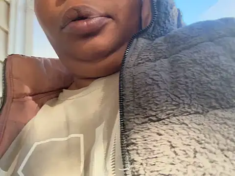 Snapshot of JCCaramelbarbie1 chatting on 01-16-25, 02:41 JCCaramelbarbie1 online show from 01-16-25, 02:41