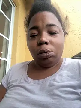 Snapshot of JCCaramelbarbie1 chatting on 10-06-25, 12:02 JCCaramelbarbie1 online show from 10-06-25, 12:02