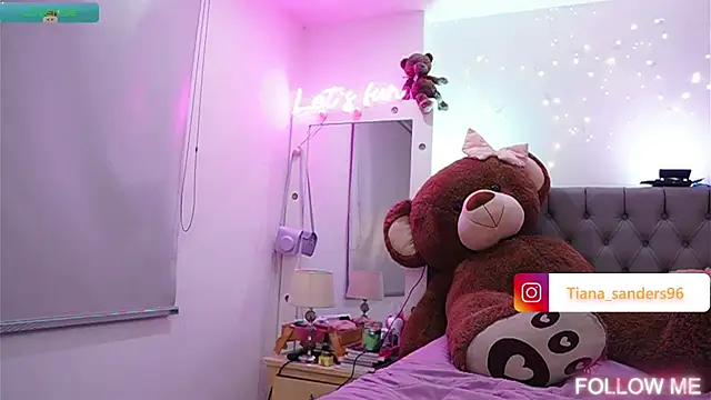 Tiana sanders online show from 01-18-25, 03:53