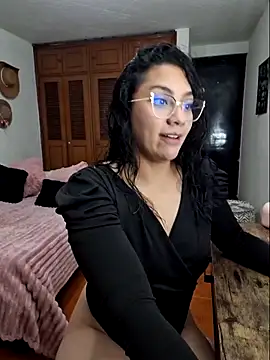 Thaliacooper  online show from 09-28-25, 12:16