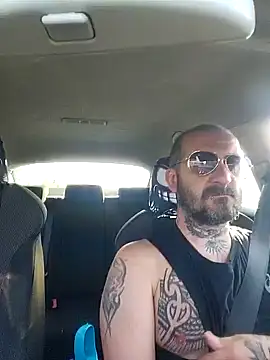 Snapshot of teddy79good chatting on 09-10-25, 04:07 teddy79good online show from 09-10-25, 04:07