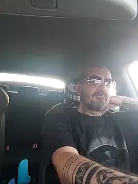 Snapshot of teddy79good chatting on 09-26-25, 04:11 teddy79good online show from 09-26-25, 04:11