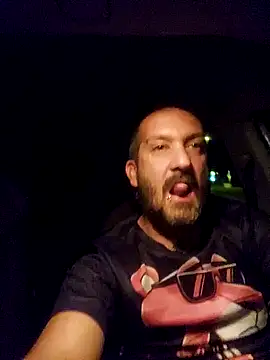 Snapshot of teddy79good chatting on 10-03-25, 03:47 teddy79good online show from 10-03-25, 03:47