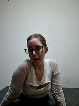 Snapshot of Sarah459 chatting on 03-13-25, 06:45 Sarah459 online show from 03-13-25, 06:45