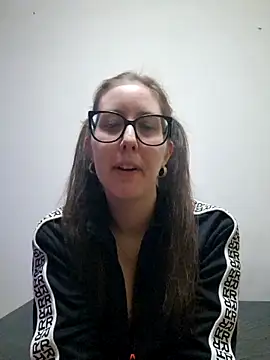 Snapshot of Sarah459 chatting on 09-23-25, 07:06 Sarah459 online show from 09-23-25, 07:06