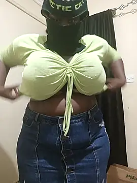 Snapshot of Sexy_girlass chatting on 11-02-25, 07:16 Sexy girlass online show from 11-02-25, 07:16