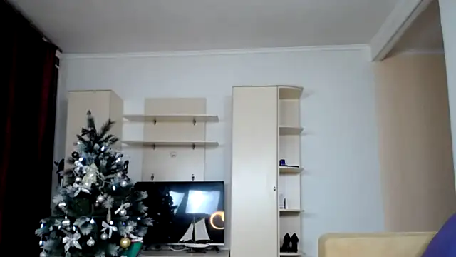 AlmaSquirt online show from 12-20-24, 08:49