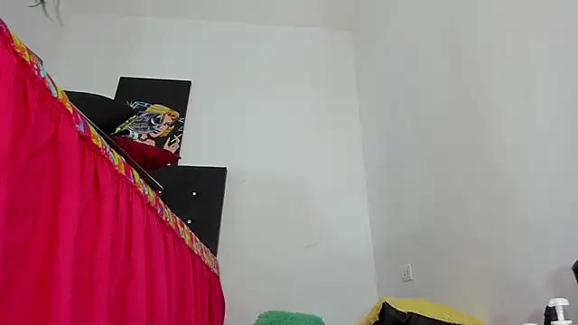 Snapshot of msschloee_ chatting on 01-28-25, 06:49 msschloee  online show from 01-28-25, 06:49