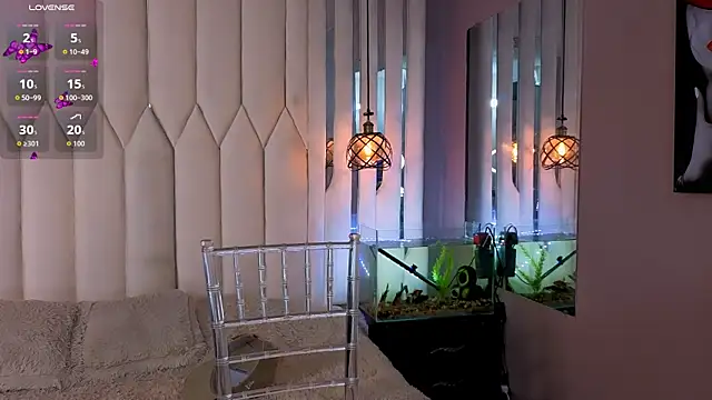 Megan Do Santos online show from 04-22-26, 07:48