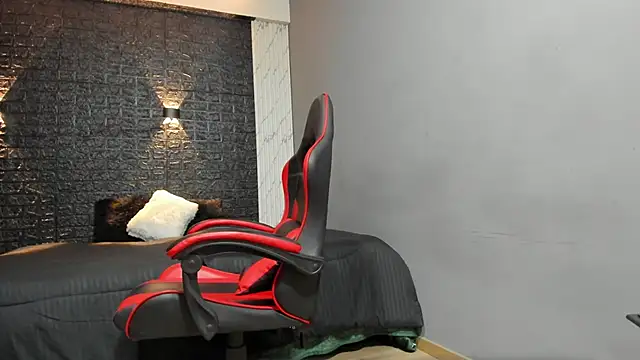 taurus boy1 online show from 11-21-25, 11:42