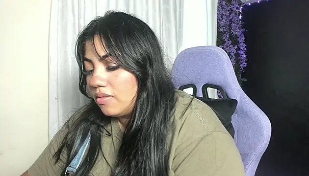 AvrilRizoX online show from 04-12-26, 07:30