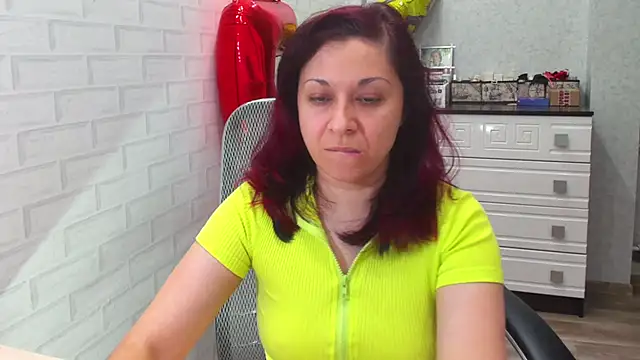 TeasyLana online show from 03-18-25, 04:04