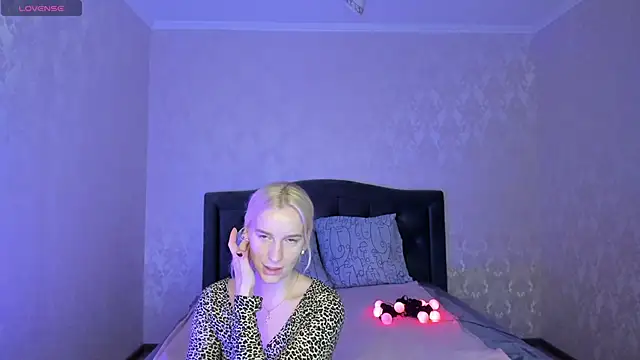 Amanda054 online show from 01-27-25, 12:01