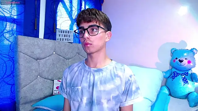 OwenBluee online show from 01-11-25, 09:15