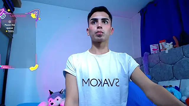 OwenBluee online show from 10-12-25, 01:48