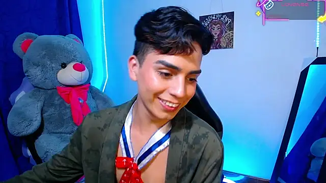 OwenBluee online show from 06-03-26, 06:27