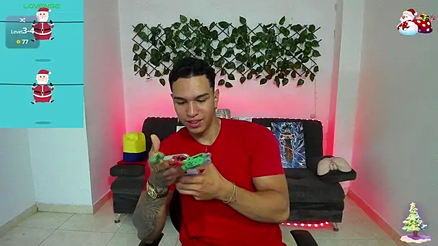 Snapshot of Taylor_John chatting on 12-25-24, 03:06 Taylor John online show from 12-25-24, 03:06